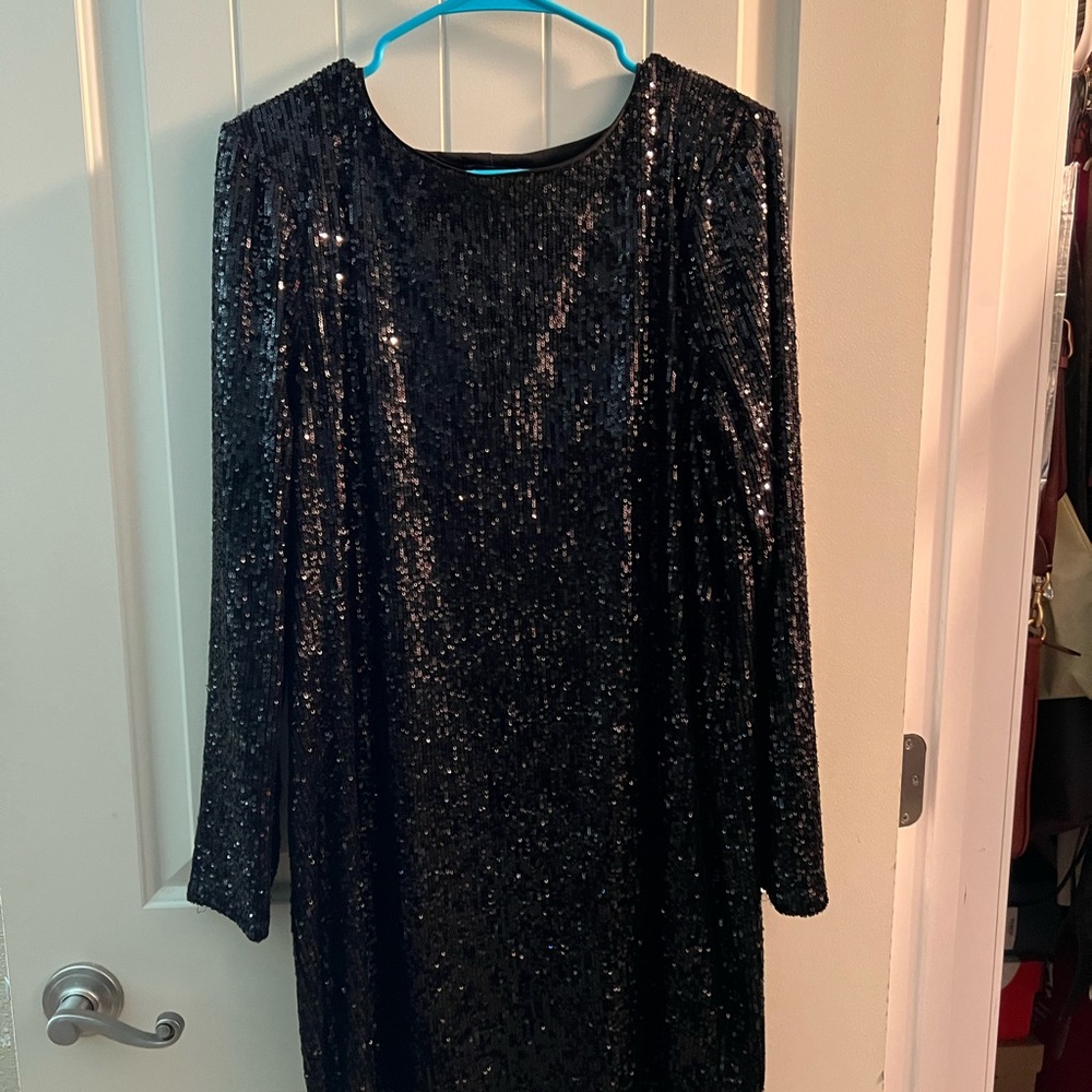 Super Cute and Comfortable Semi Formal Black Dress